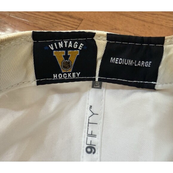 Vintage Pittsburgh Penguins NHL 9Fifty New Era Snapback Hat Cap Hockey Stickers - Picture 9 of 9